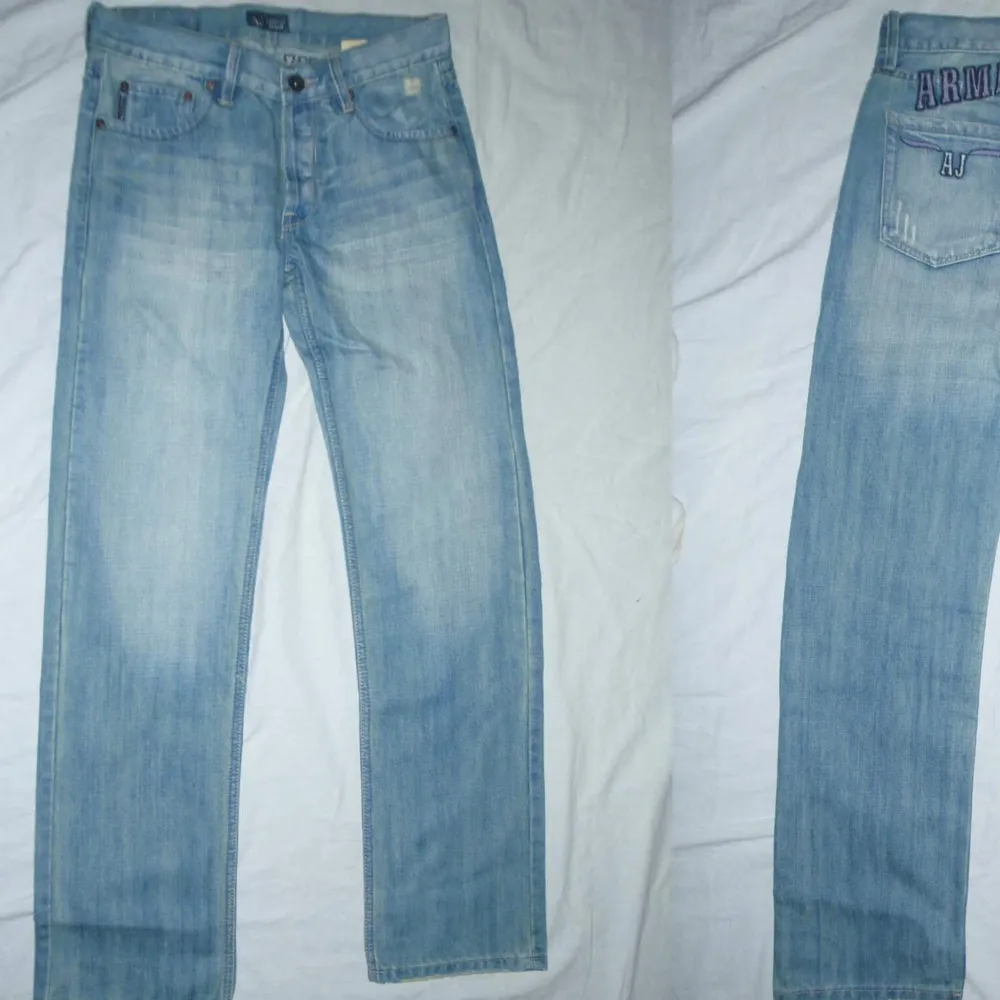 Säljer dessa helt nya och oanvända herr jeans. Dom funkar även till tjejer.  Märke: Armani no.7 jeans Storlek: 30
