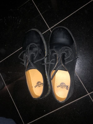 Dr Martens 1461 - Köpta för 1500 och använda 10 gånger. 