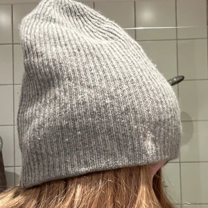 Mössa Ralph Lauren - Mössa i bra skick. Köpt pris 600kr