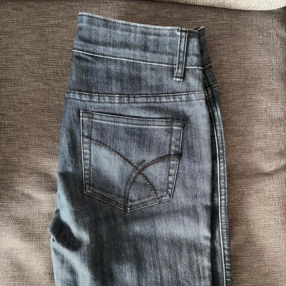 low/mid waist jeans