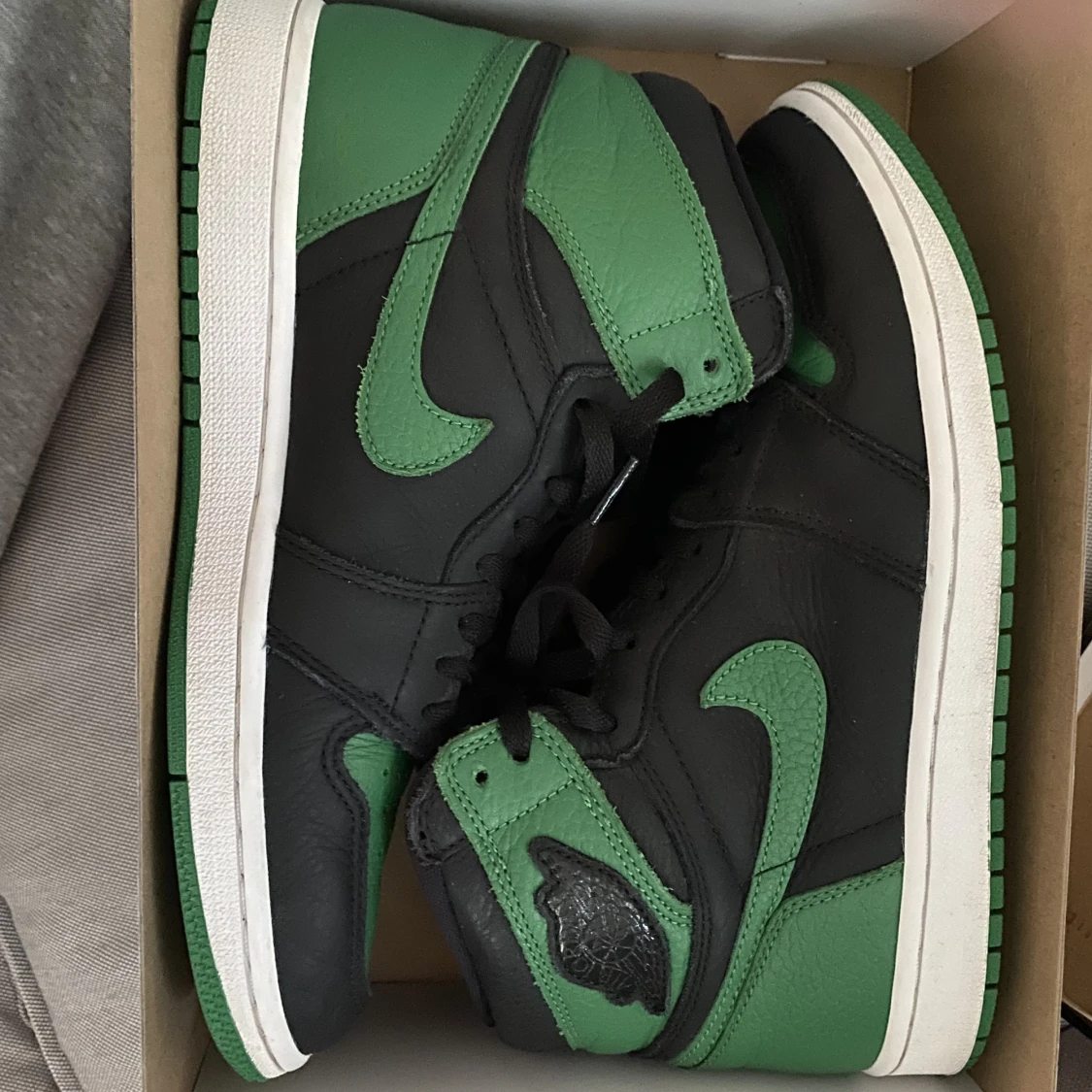 Jordan 1 Pine Green 42.5 - 90