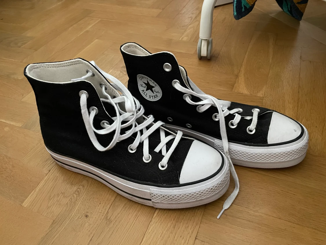 Converse stl 39