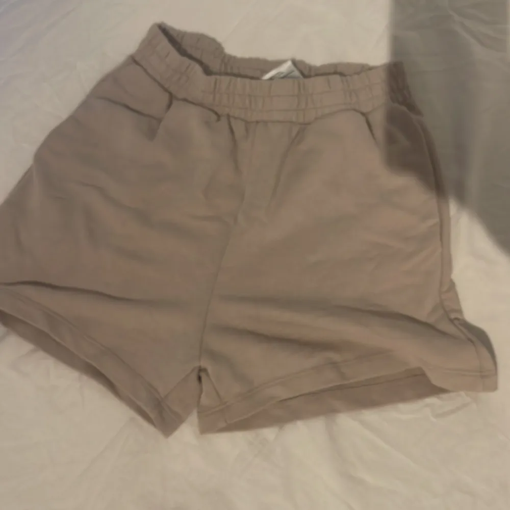 Shorts från hm. Super bekväma och najs för typ allt❤️. Shorts.