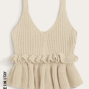 Helt ny stickad tröja - Denna är helt ny, aldrig använd bara testad❤️