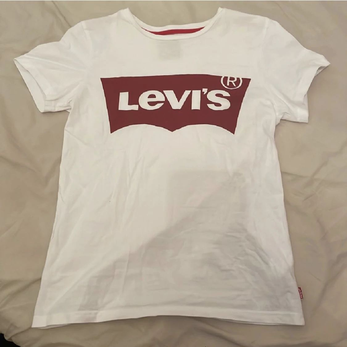 Levi’s t-shirt
