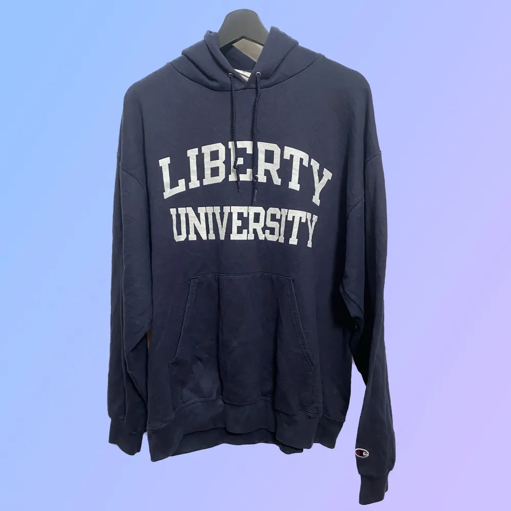 Vintage Champion Hoodie  Liberty University Storlek XL. Hoodies.