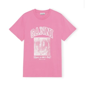 Superfin Gann T-shirt. - Knappt använd. Skriv för fler bilder.