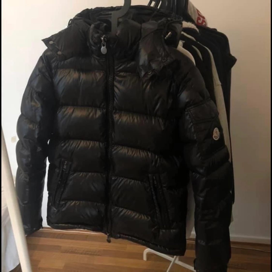 Moncler maya defekt !