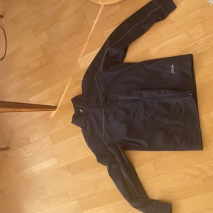 Track jacka - Mycket snygg träningsjacka/tröja