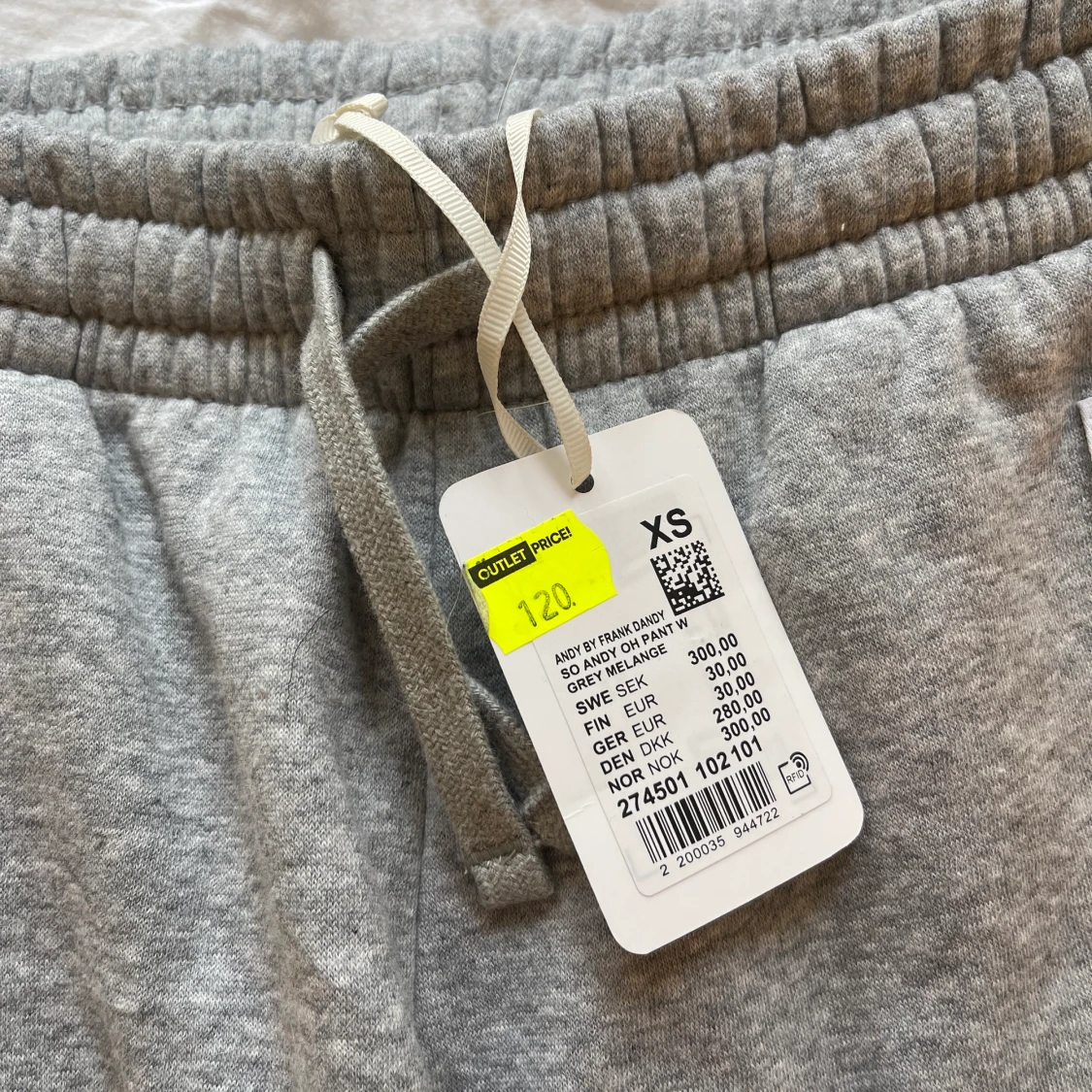 Lågmidjade mjukisbyxor - 91