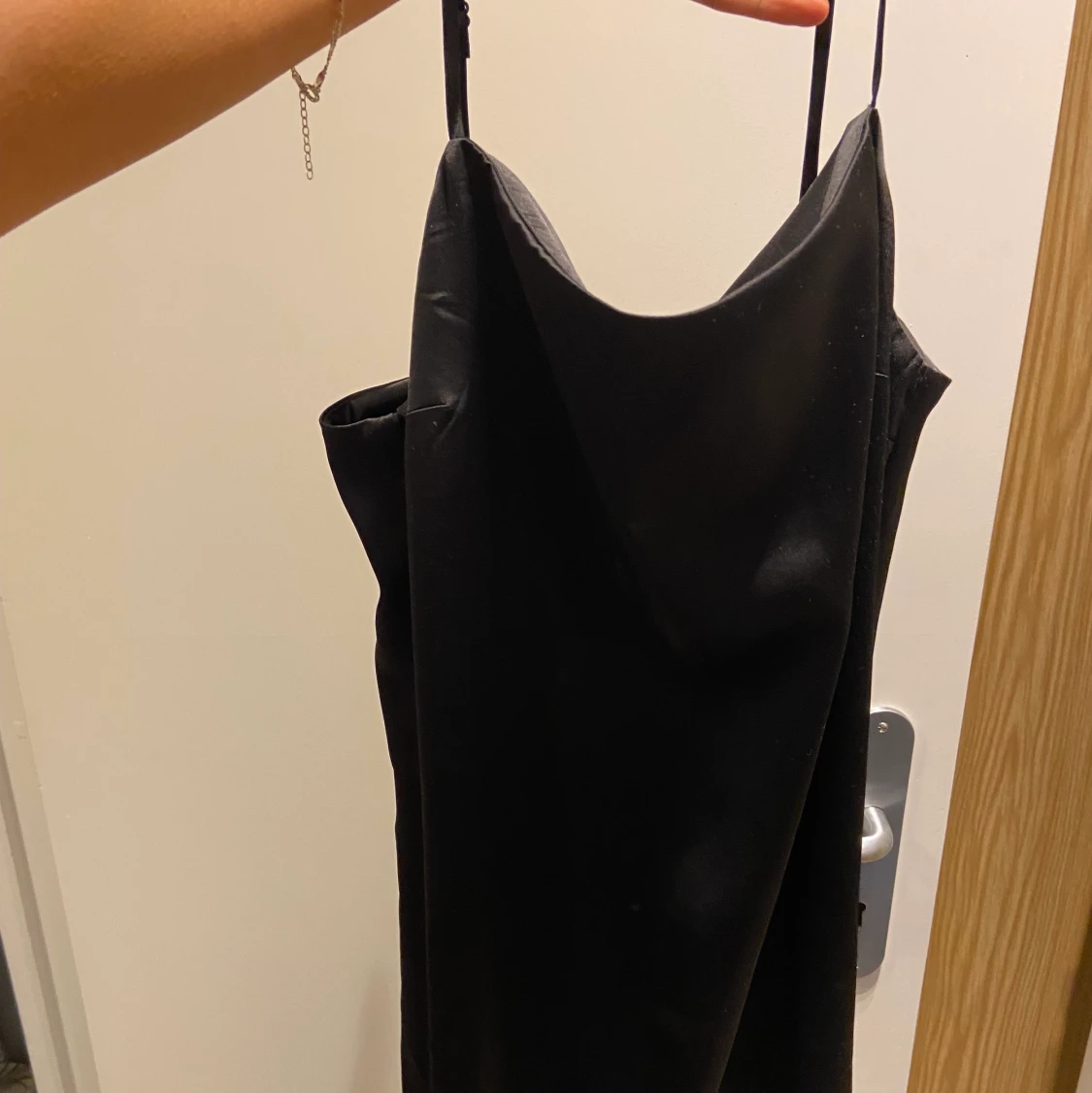 Svart långklänning