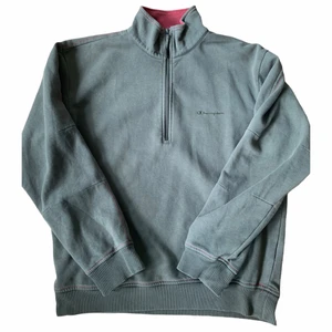 Champion Tröja - Champion Sweatshirt 📏Size XL -Great condition!  -Vintage 🌏Worldwide shipping! -Write me a message if you have any questions or offers!  #champion #vintage #fashion #style #nike