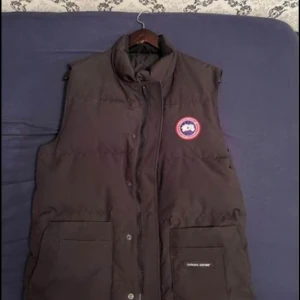 Äkta canada goose väst - Storlek M