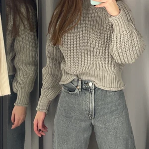 Stickad tröja H&M - Jag köpte den för nån månad sen, använde den två tre gånger