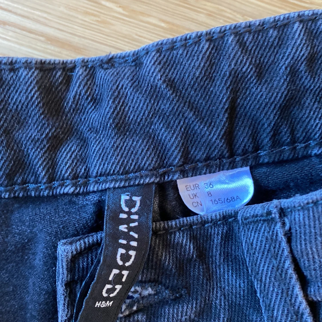 H&m black jeans - 91