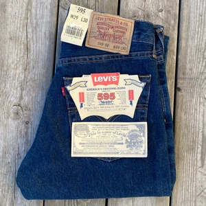 Levis - Helt oanvända original 70s levis värda 1.349kr. Säljs pga för små. Alla lappar på och inga tecken på användning. Dm för mer info