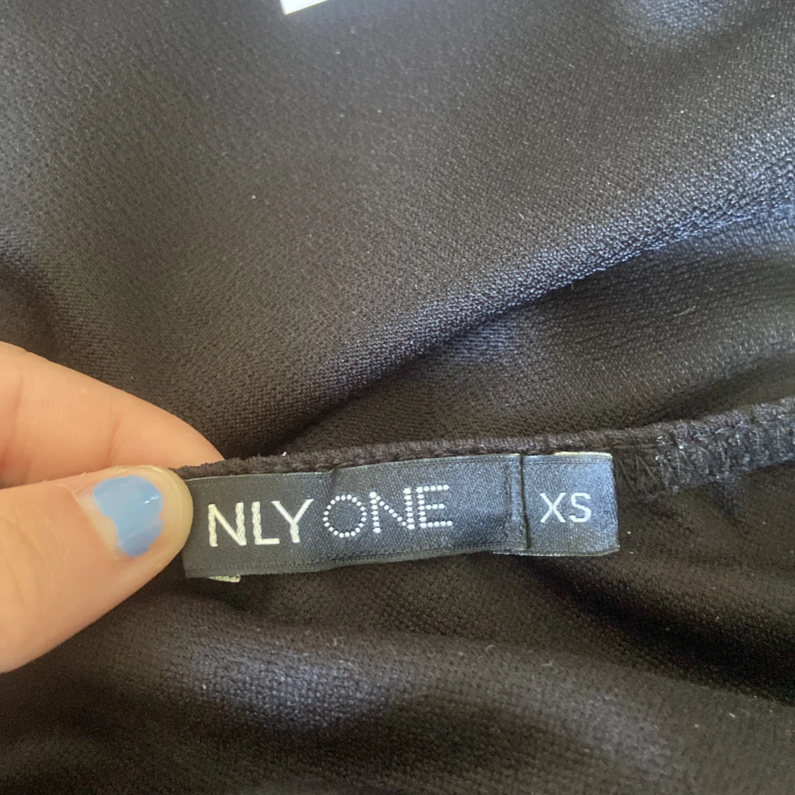 Svart Klänning från nelly - 91