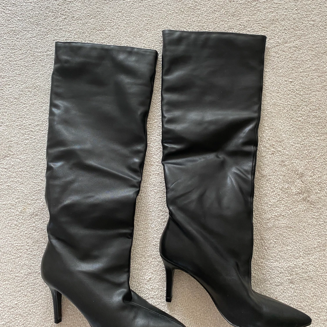 Knähöga boots  - 90