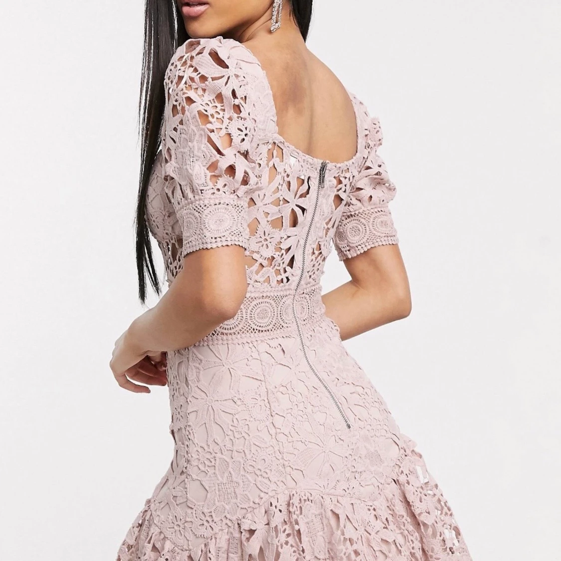 Mini-klänning i skatermodell - 90