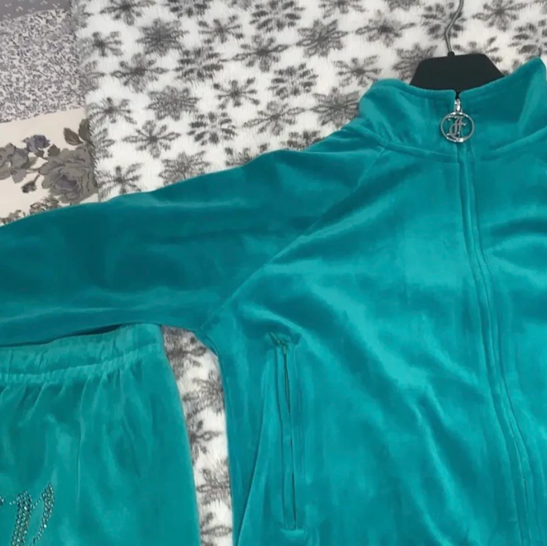 Säljer mitt juicy couture set - 90