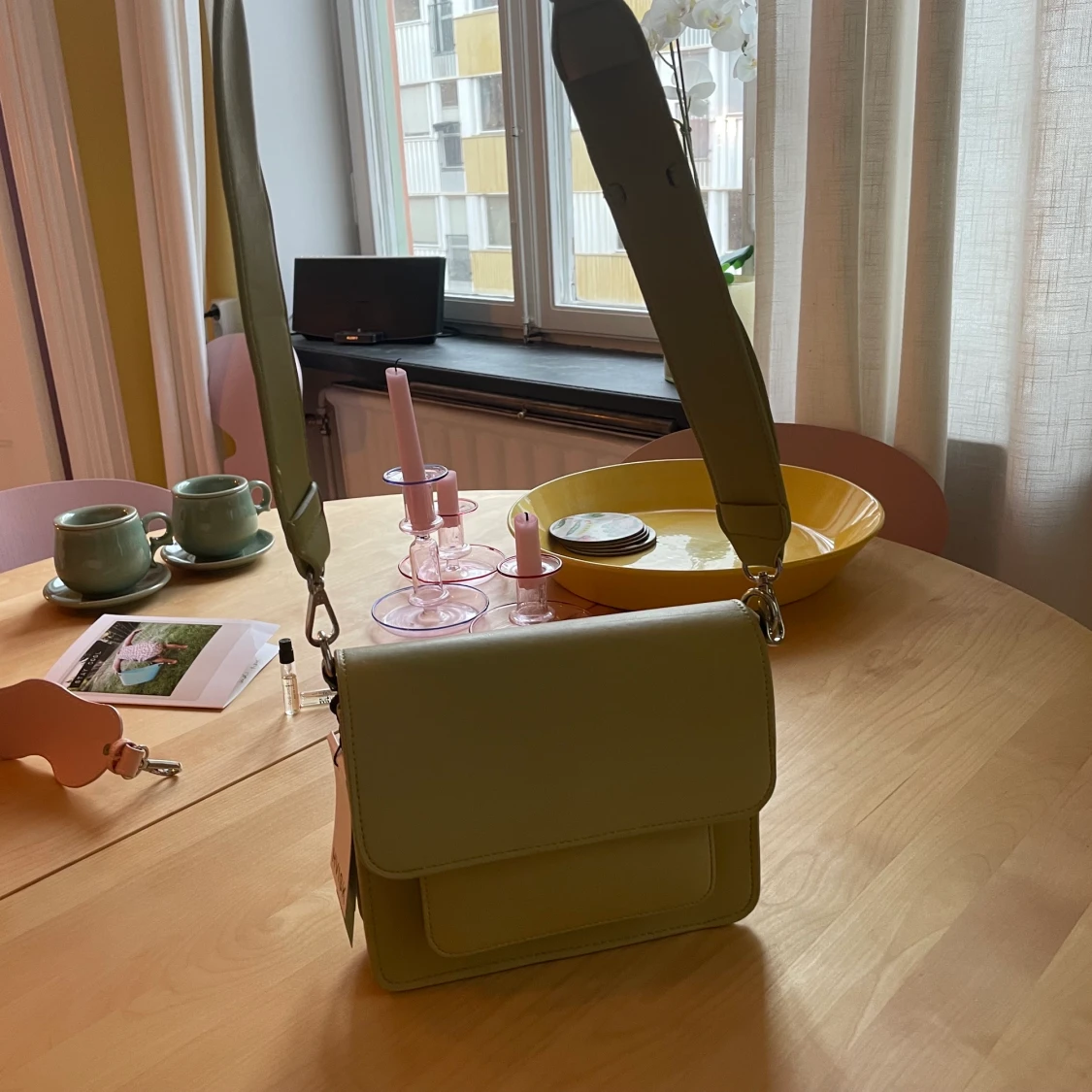 Green vegan Hvisk cross body bag  - 90