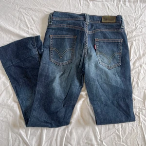 levis  - levis jeans 