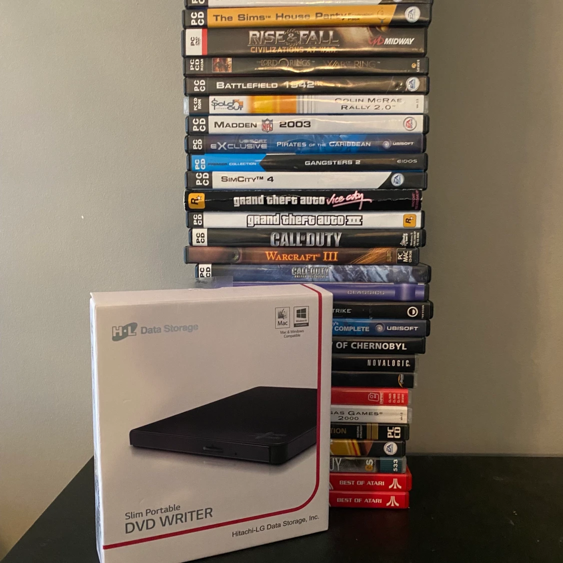 Pc spel + cd läsare - 91