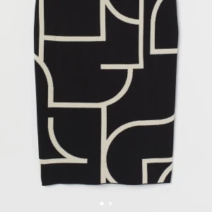 Söker Hm stickat set - Storlek xs