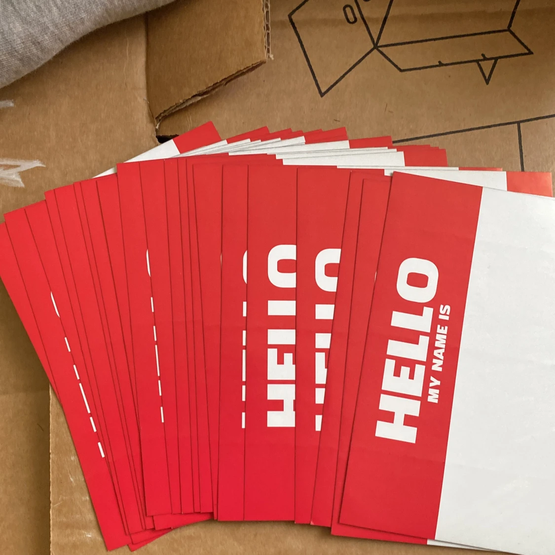 montana cans- HELLO MY NAME IS STICKER/klistermärke - 90