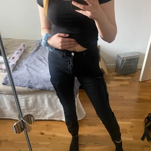 Cargo pants - Cargo pants från bikbok 🥰 Storlek 34