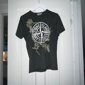 Stone island t-Shirt  - Säljer min stone island t-Shirt eftersom intr använder!