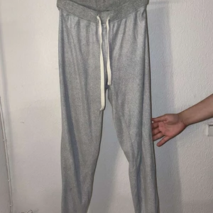 Mjukisbyxor  - Mjukisbyxor från hm använda 