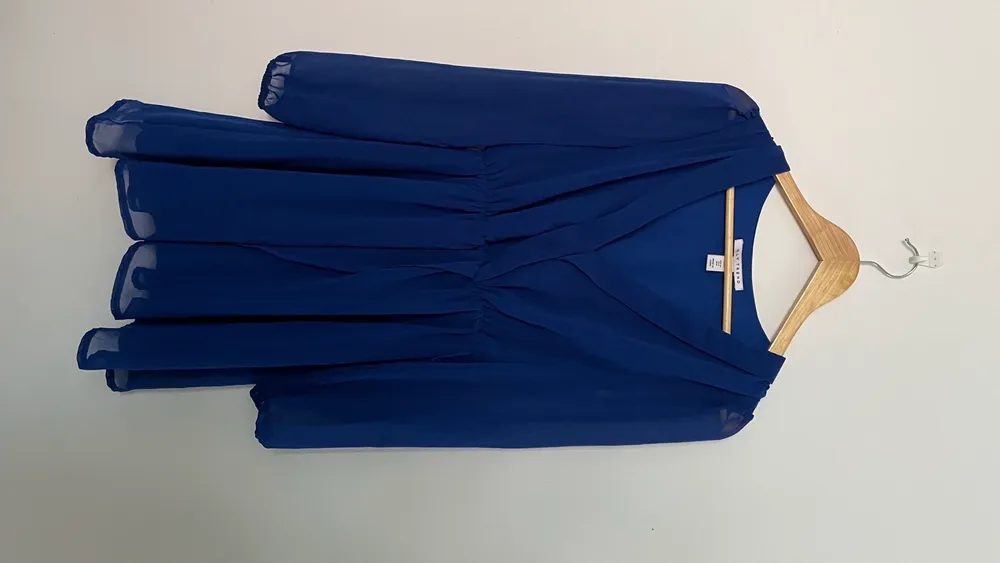 Blå långärmad klänning från NLY Trend. Väldigt bra skick, storlek 36.. Klänningar.