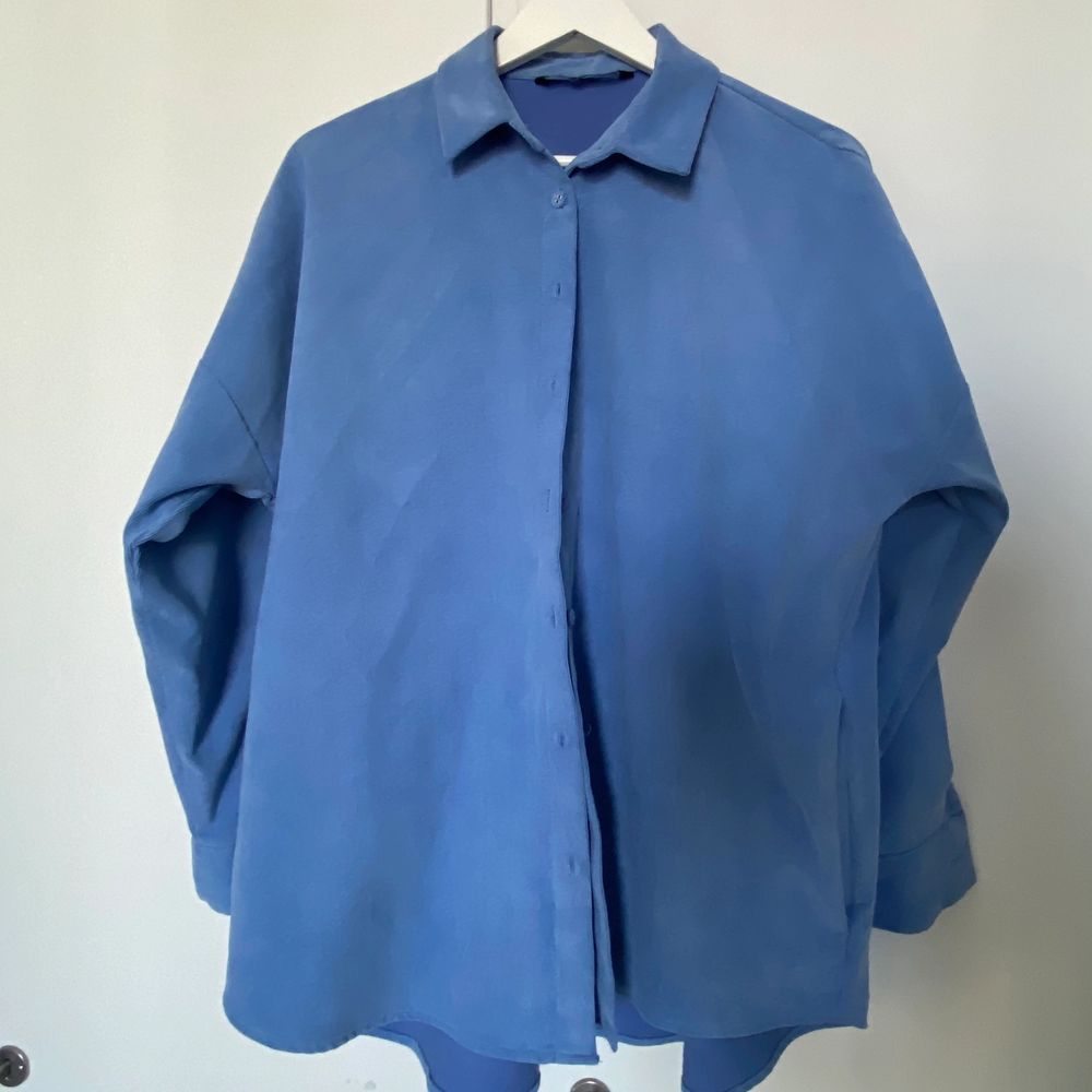 Blå Manchester Skjorta Zara | Plick Second Hand