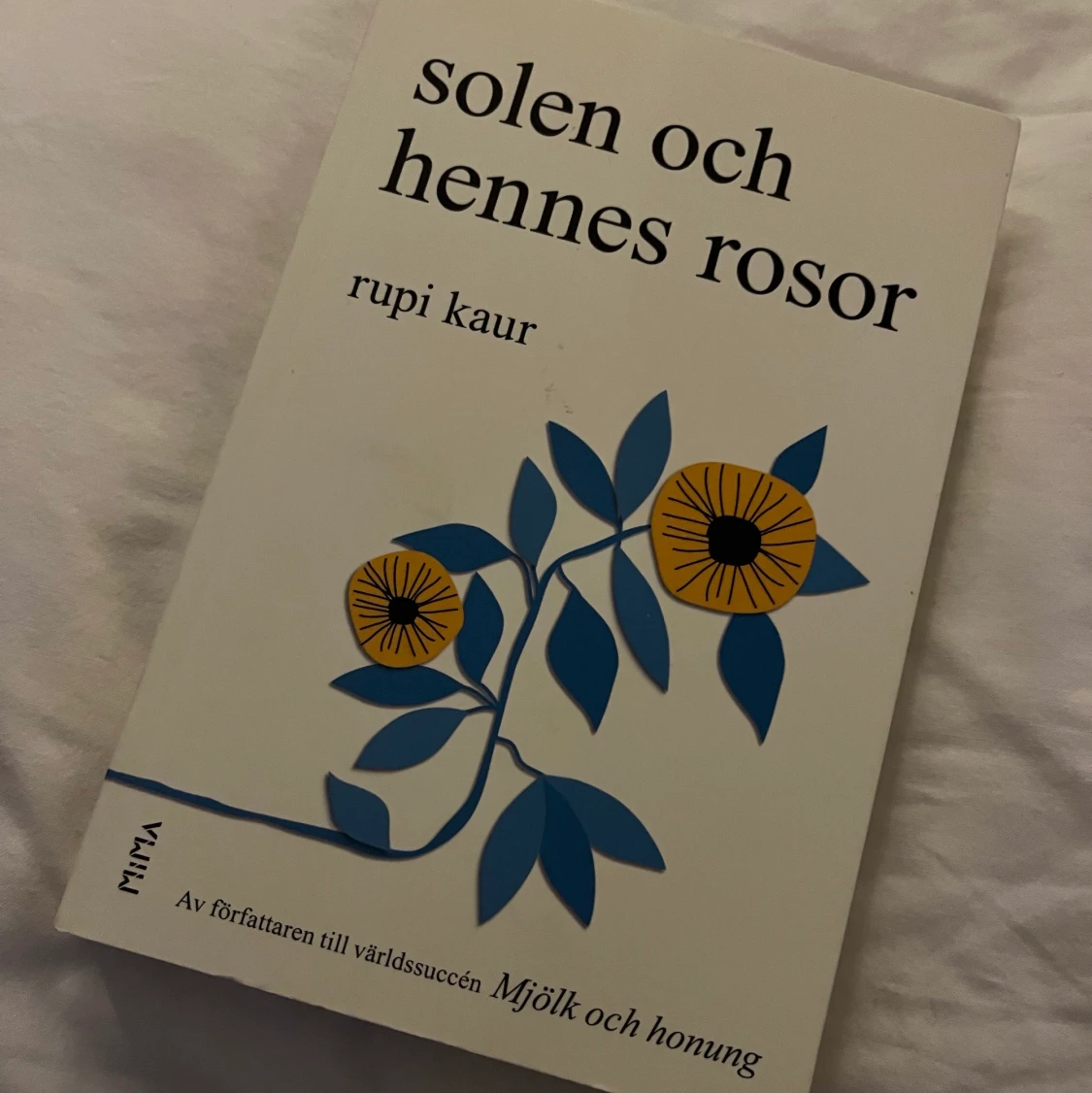 Diktbok Solen och hennes rosor