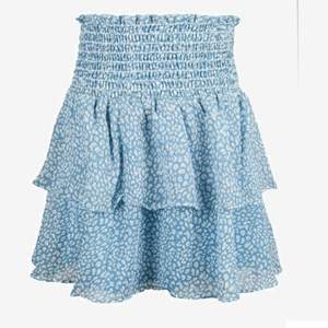 Så fin och somrig kjol från chelsea!💘