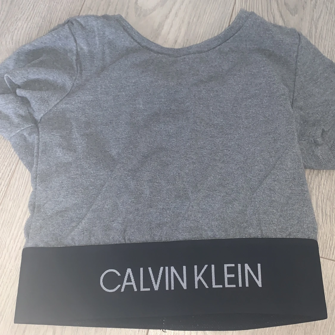 CALVIN KLEIN 