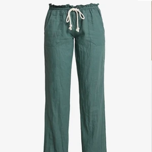 roxy linnebyxa - Jag säljer mina fina gröna linnebyxor från roxy då den inte kommer till användning!