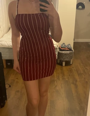 Röd klänning  - Jätte bra Skick! 