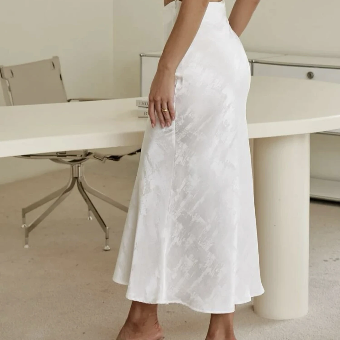 Sollinarry High Waist Jacquard Mermaid Hem Satin Skirt - 90