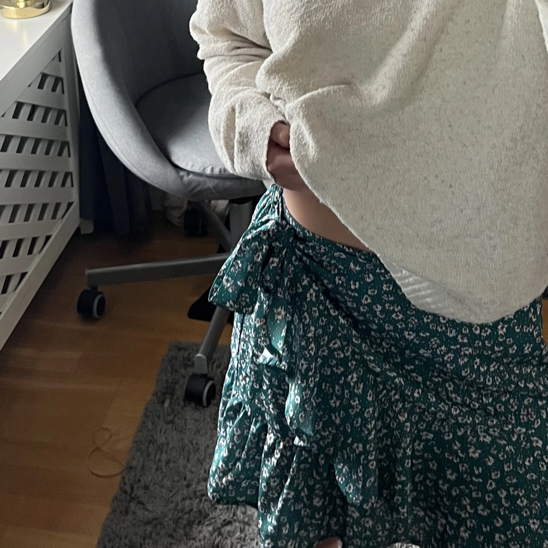 Söt och somrig kjol med knytdetalj💚🧚‍♀️ - 91