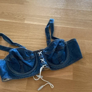 Korsett - Korsett i jeans 💙storlek L men mer som en M
