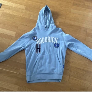 hoodrich hoodie  - Helt ny använd en gång nyskick💫