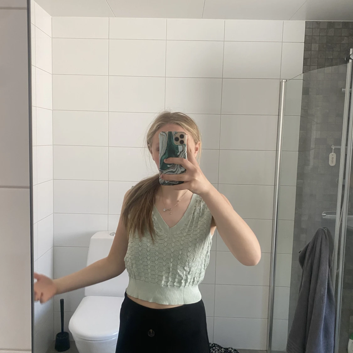 Grön luftig fin topp