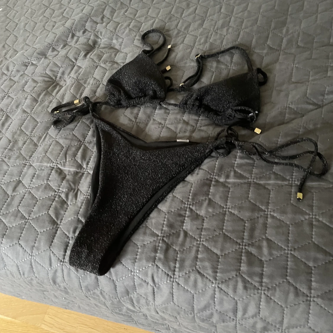 Glittrig bikini  - 90