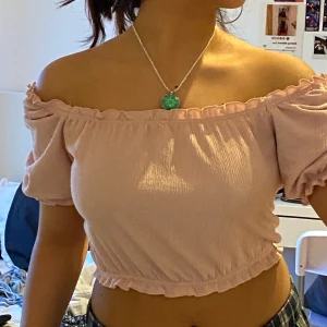 Rosa top🩷 - Jättefint strapless top men är inte min stil längre):🩷