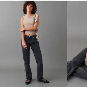 jätte fina mörkgråa lågmidjade jeans från Gina. skulle säga att de är stora i storleken, de är 32 men passar 34, kanske 36. köpa för 499 och är i nyaste skicket.