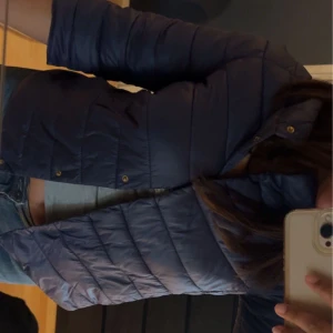 Trekvartsärmad jacka - ⚡️⚡️