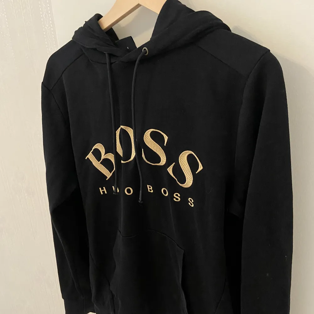 Hugo boss hoodie som inte längre kommer till användning. Hoodies.