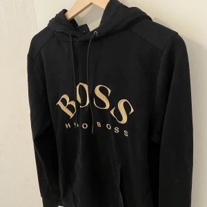 Hugo Boss Hoodie - Hugo boss hoodie som inte längre kommer till användning